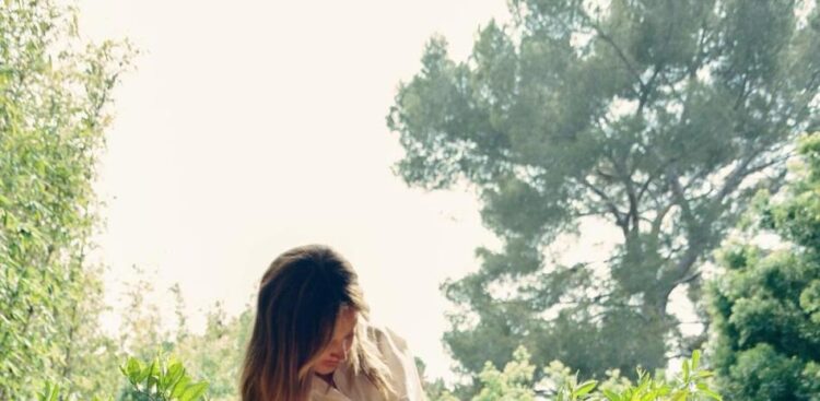 Ashley Tisdale revela su segundo embarazo